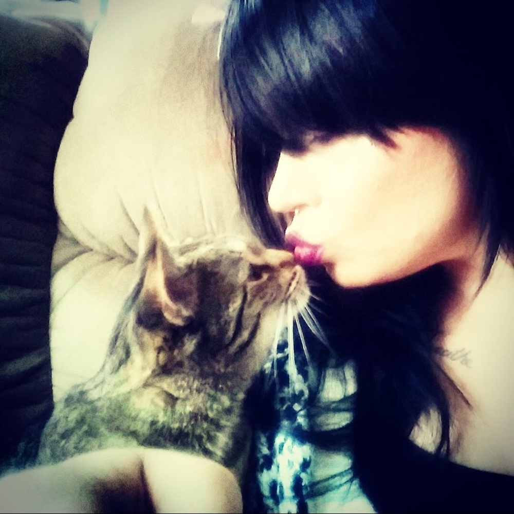 Meet your Posher, Debi